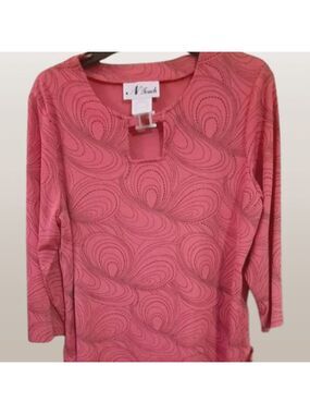 NWT N' Touch Pink Long Sleeve Blouse Top Size Large. Women's Fashion‎